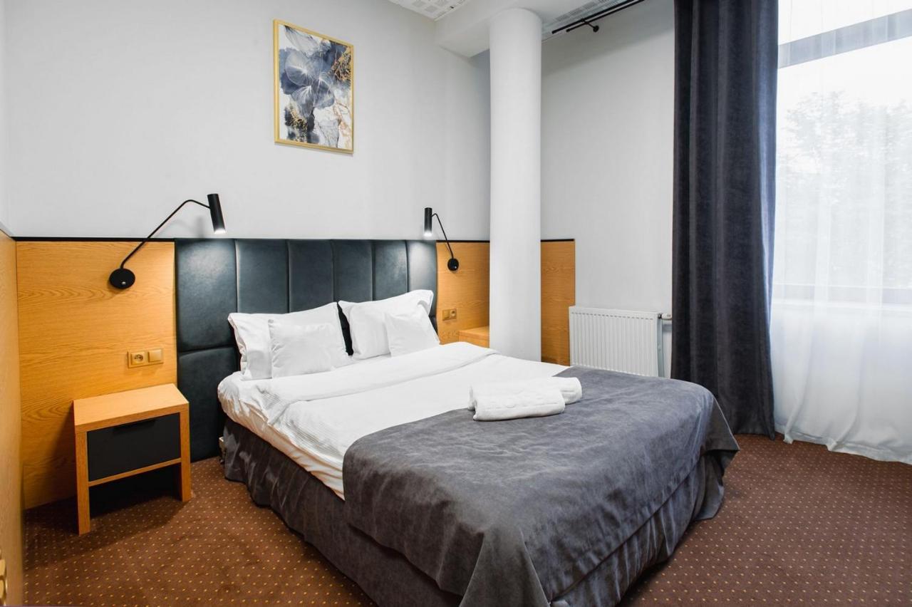 Hotel Poniatowski Ράντομ Εξωτερικό φωτογραφία